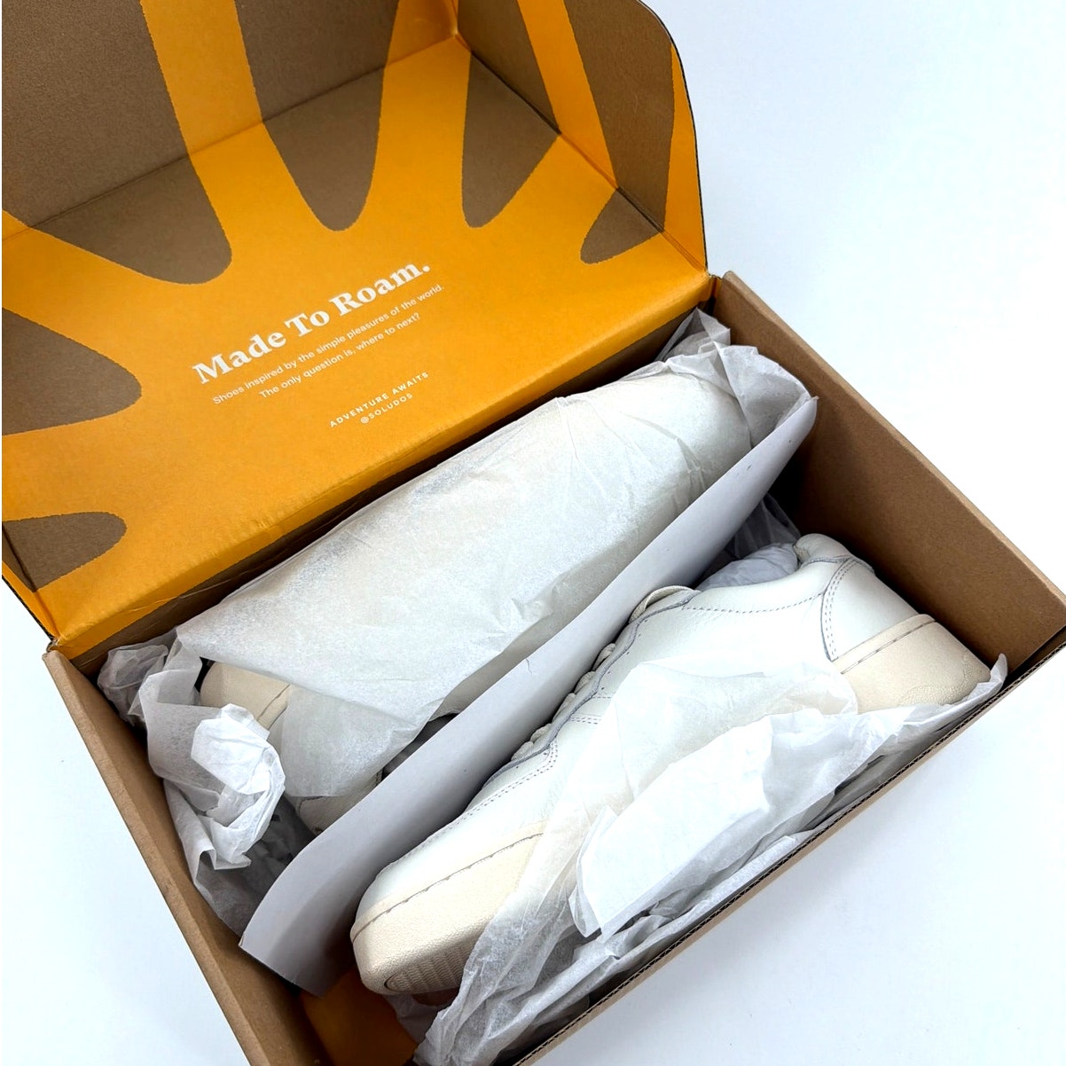 Soludos Women's White Leather Roma Retro Sneakers Size 8 — image 4 of 8